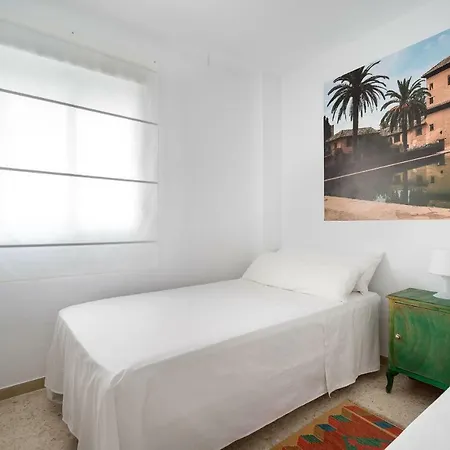 Arcos Infostays - Free Parking Apartament Malaga